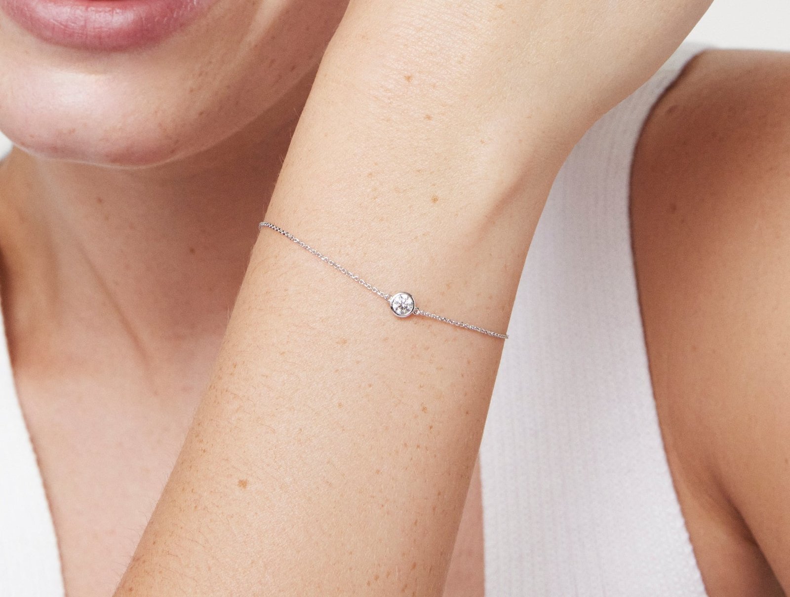 Lab-Grown Diamond ¼ct. Round Brilliant Bezel Bracelet | White - Image 9