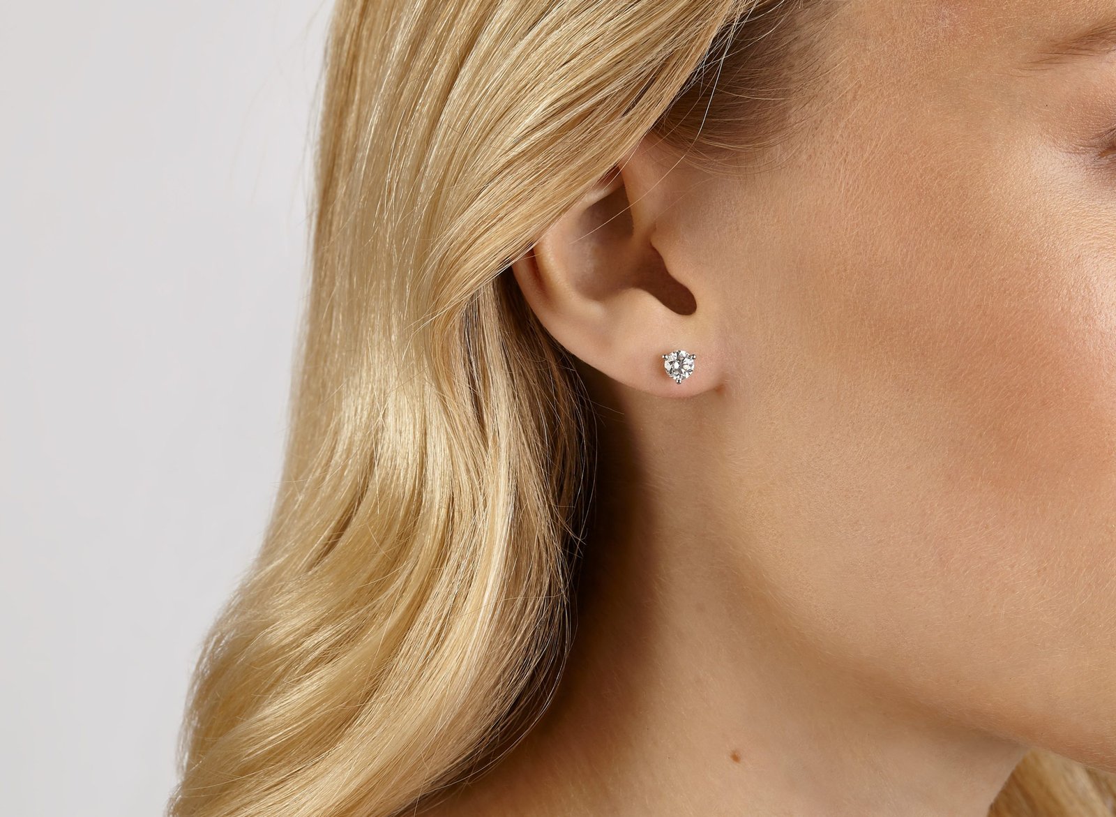 Lab-Grown Diamond ½ct. Round Brilliant Solitaire 14k Gold Stud | White - Image 5